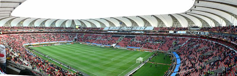 JAR 592.JPG - Stadion s kapacitou 42.000 lidí